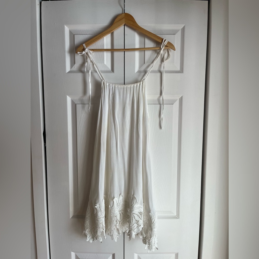 Vintage White Beach Dress - Picture 2 of 15
